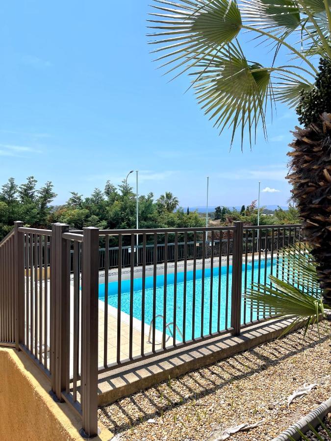 Appartement Vue Exceptionnelle Saint-Raphaël Exterior foto